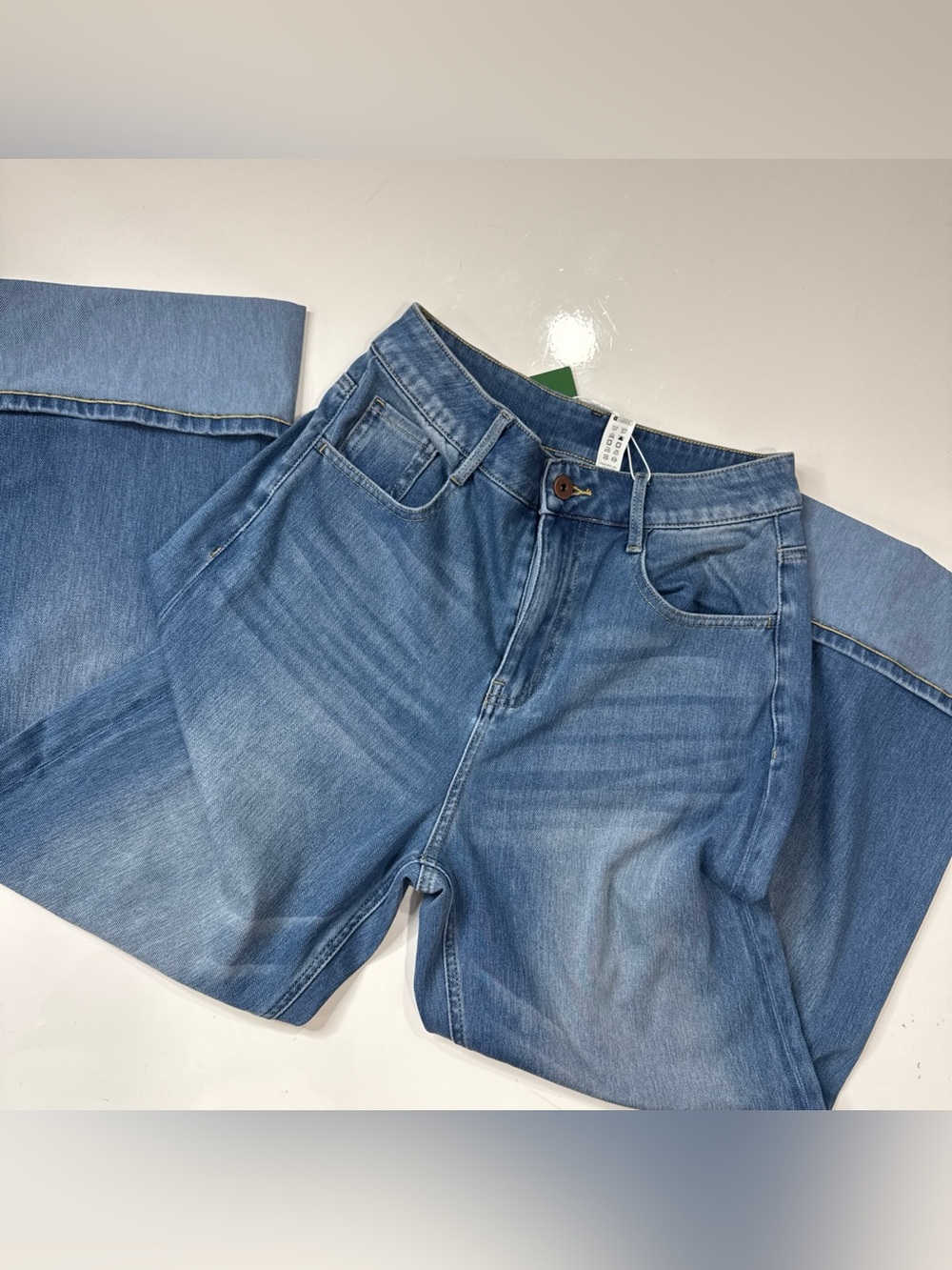 Halara Women's Blue Denim Straight Jeans Cuffed Hem 5-Pocket Regular Sz S A0309